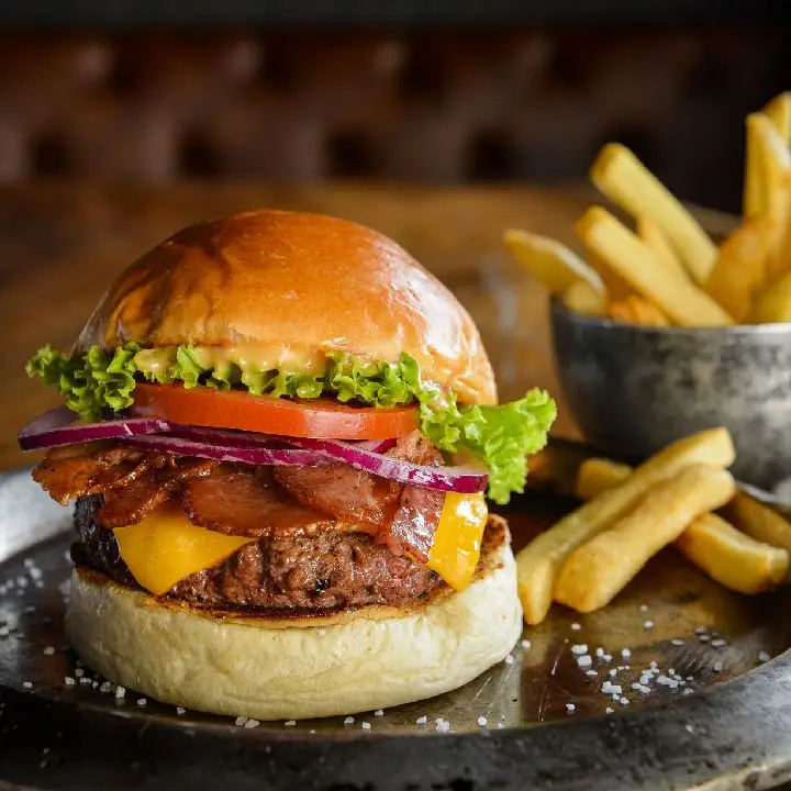 Bacon Cheeseburger